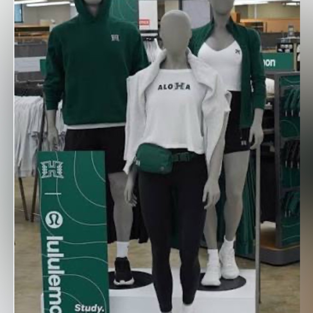 BNWT Lululemon 🌈 SOLD OUT ☀️ RARE Cates Tee Sz 4